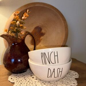 Rae Dunn White Pinch and Dash Bowls